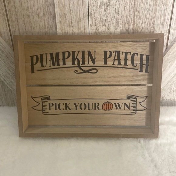 Target 2019 BP Pumpkin Patch Mini Tray/Shadowbox - Picture 1 of 5